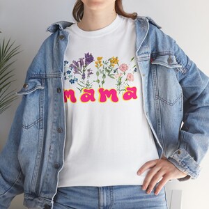 t-shirt for mom, nice gift for mom, printed flowers for mom, beautiful t-shirt for mom.