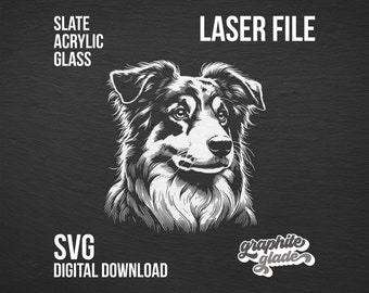 Puede incluir: Ilustración en blanco y negro de línea de arte de la cabeza de un perro Border Collie. La imagen está sobre un fondo negro con el texto "LASER FILE", "SVG DIGITAL DOWNLOAD", "SLATE ACRYLIC GLASS" y "graphite glade" en blanco.
