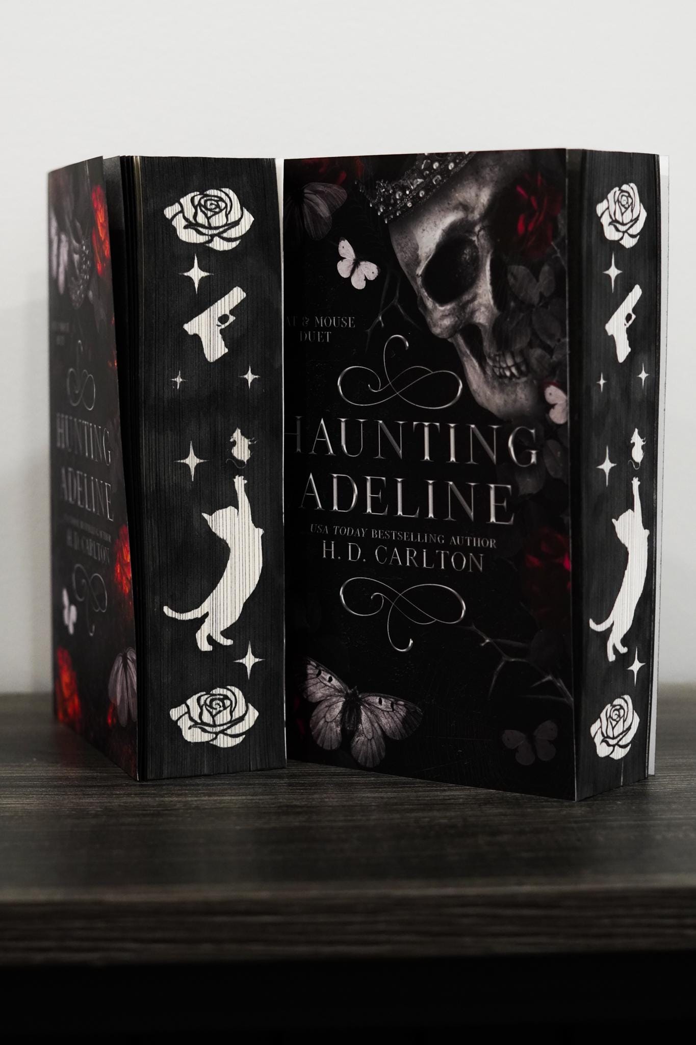 Haunting Adeline - Hunting Adeline - Cat & Mouse Duet - Dark Romance - roses - Zade Meadows