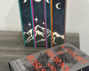 A Court of Thorns and Roses series- ACOTAR - Fore-Edge painting - Hard cover box set (5 books)- Velaris - Ramiel - painted edges sprayed