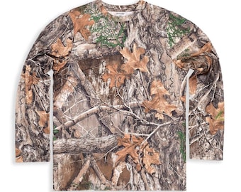 Realtree Edge Camouflage Long Sleeve T-Shirt: Unisex Hunting Clothes