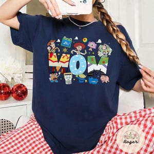Personalized Toy Story 5 Shirt, Custom Mama Dada Family matching shirts, Lilypad Jessie Buzz Lightyear Woody Toy Story Land WDW Disneyland T bild 3