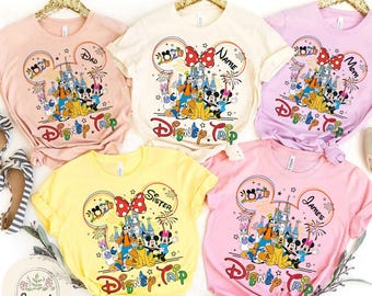Camiseta personalizada de Mickey y sus amigos para el viaje a Disney 2026, camiseta personalizada con nombre para cumpleaños de niño y niña, camiseta a juego para las vacaciones familiares en WDW Disneyland.