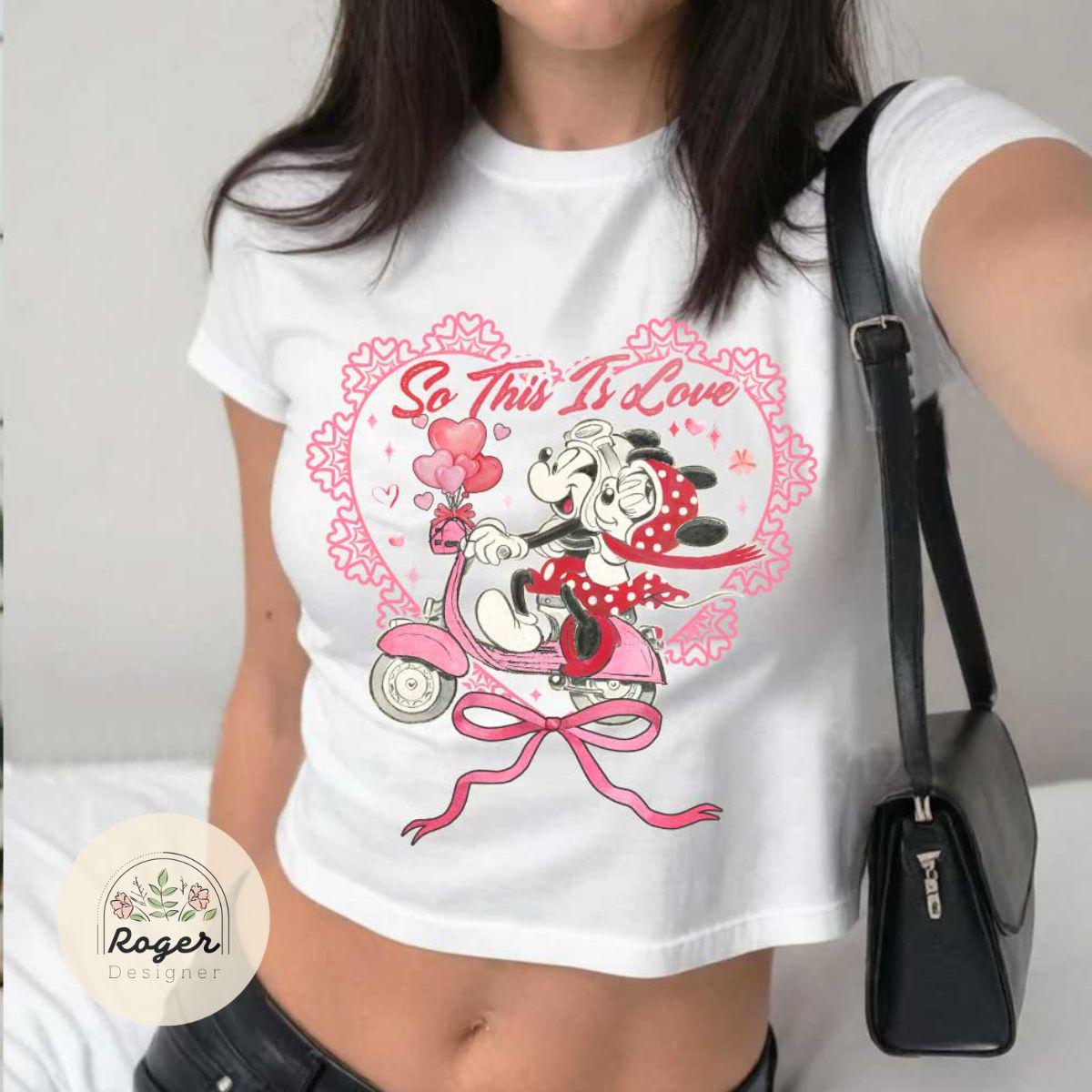 Coquette bow Disney Mickey Minnie Valentine Baby tee, Disney couple WDW Disneyland sweethearts nite Croptop Baby Tee womens T-shirt