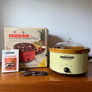 Olla eléctrica de cocción lenta Rival Crock Pot de cerámica, 4 cuartos, color verde cosecha, embalaje original, sin usar.