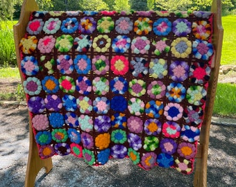 Vintage Rainbow Flowers Wool Granny Squares Crochet Afghan Throw 31x49 Inches