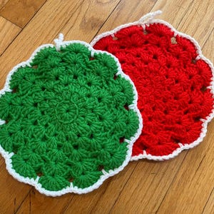 Vintage Handmade Crochet Red and Green Christmas Potholders Set of 2