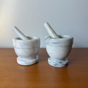 Vintage White & Gray Marble Mortar and Pestle