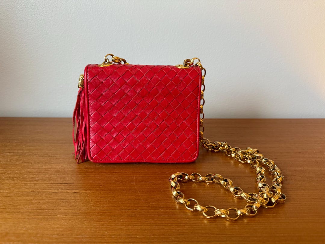 Vintage 1980s Caprice Design Woven Red Leather Purse With Gold Chain ...