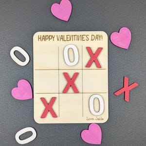 Tic-Tac-Toe//Wooden Holiday Games