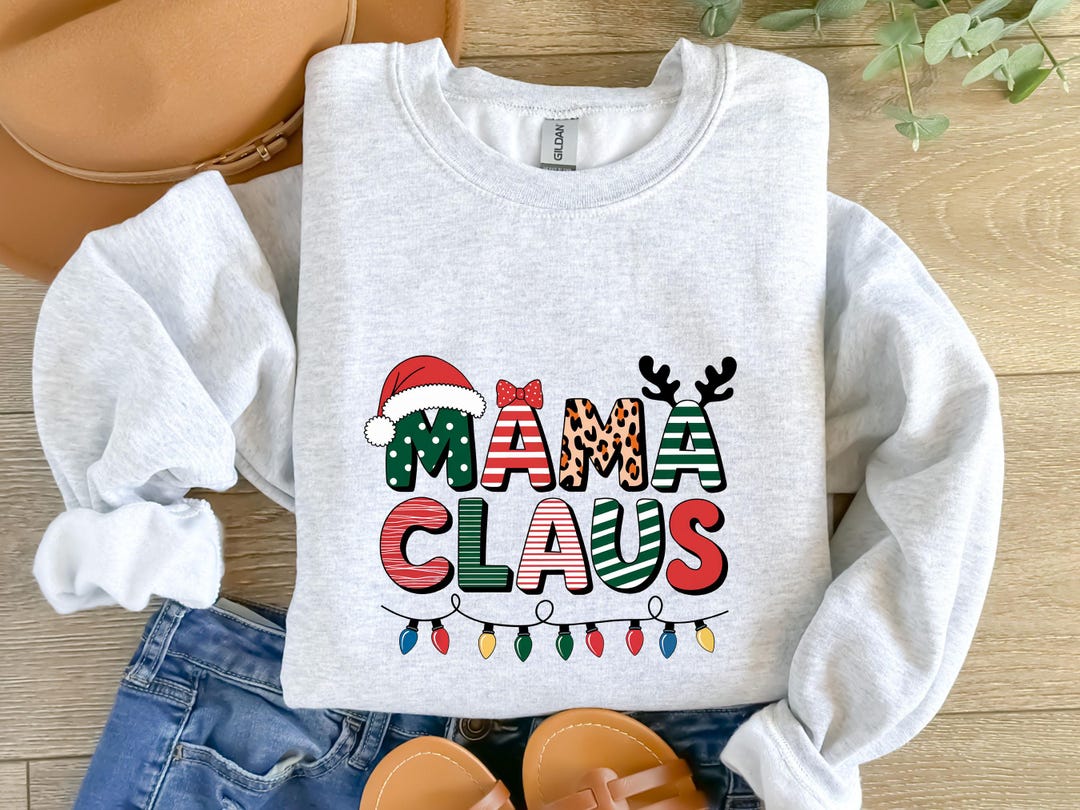 MOM FLEECE CHRISTMAS SWEATSHIRT