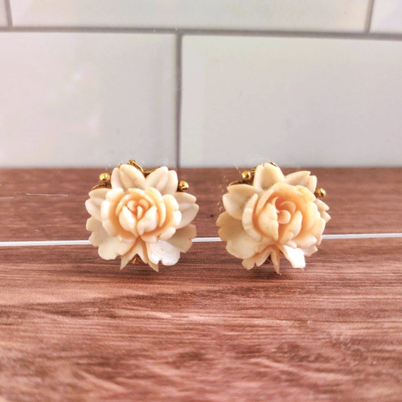 Vintage Peach Rose Flower Carved Lucite Clip-on E… - image 1