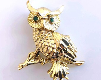 Broche Hibou Vintage Dorée émaillée - Yeux Verts, Dorure Partiellement Usée (occasion)