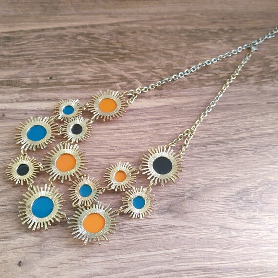 Vintage Gold-Tone Bib Necklace: Multicolor Acryli… - image 6