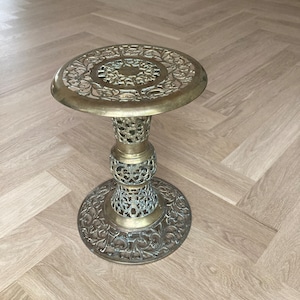 Vintage Ornate  Solid Brass Plant Stand | Brass Pierced Hollywood Regency Side Table