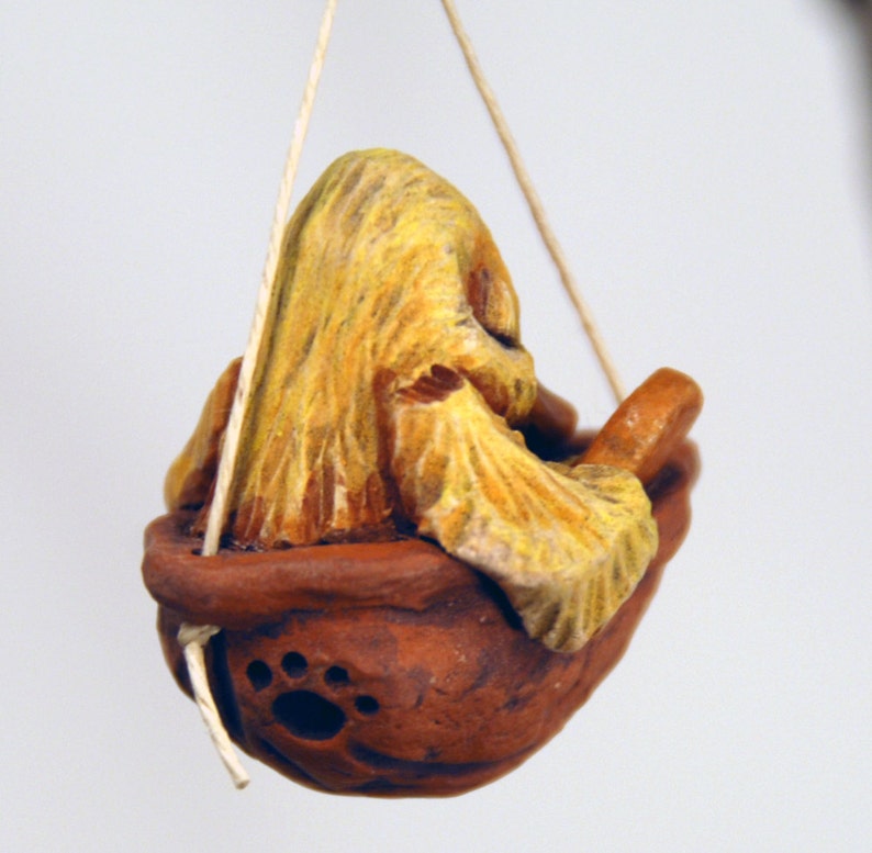 sleeping baby duck ornament image 3