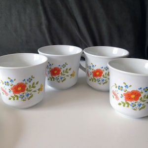 Wildflower Mugs Corning Vintage 1970s Coffee Cups Set Of Four For Your Retro Kitchen USA image 1