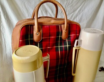 Thermos Playmates Picnic Set 1970s Tartan Plaid Red and Black Carry Bag