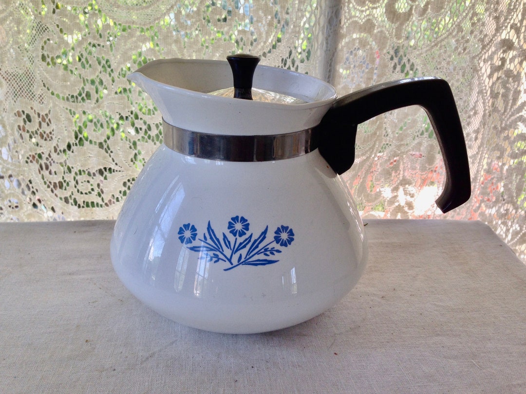 Corning Ware Cornflower Blue Tea Kettle Teapot Six Cup Vintage 1970s