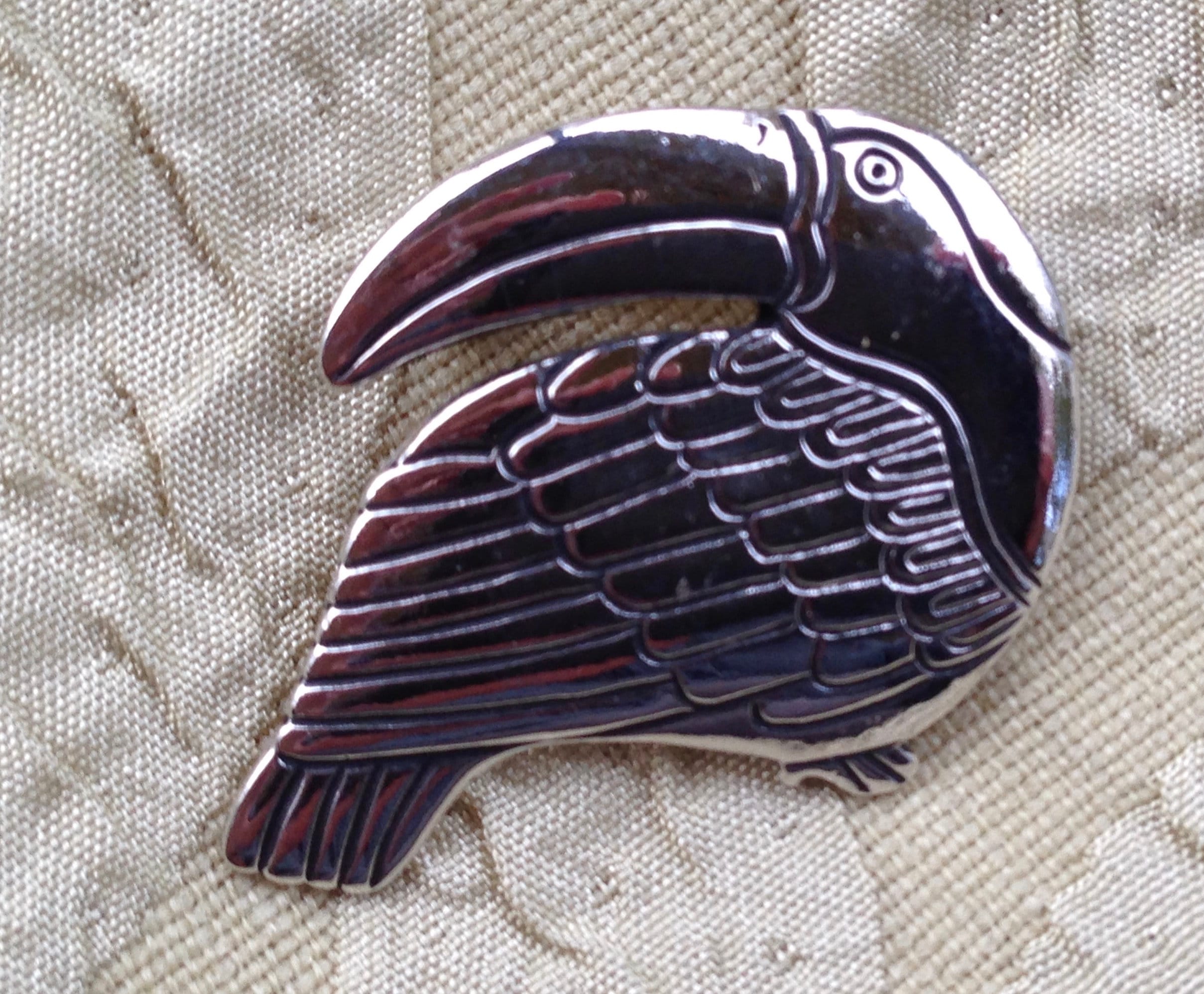 Laurel Burch Pin Brooch TOUCAN BIRD Silvertone Pin Art Jewelry RARE 1970s Piece Signed