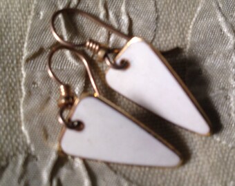 Laurel Burch Earrings Little WHITE TRIANGLES Cloisonne  French Ear Wires Vintage Jewelry 1980s Black Gold