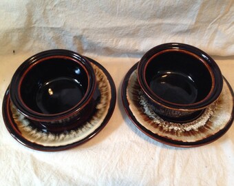 2 Pfaltzgraff Gourmet French Onion Soup Ramakins & Under Plates Brown Drip Salt Glaze Vintage Kitchen Ware 1970s