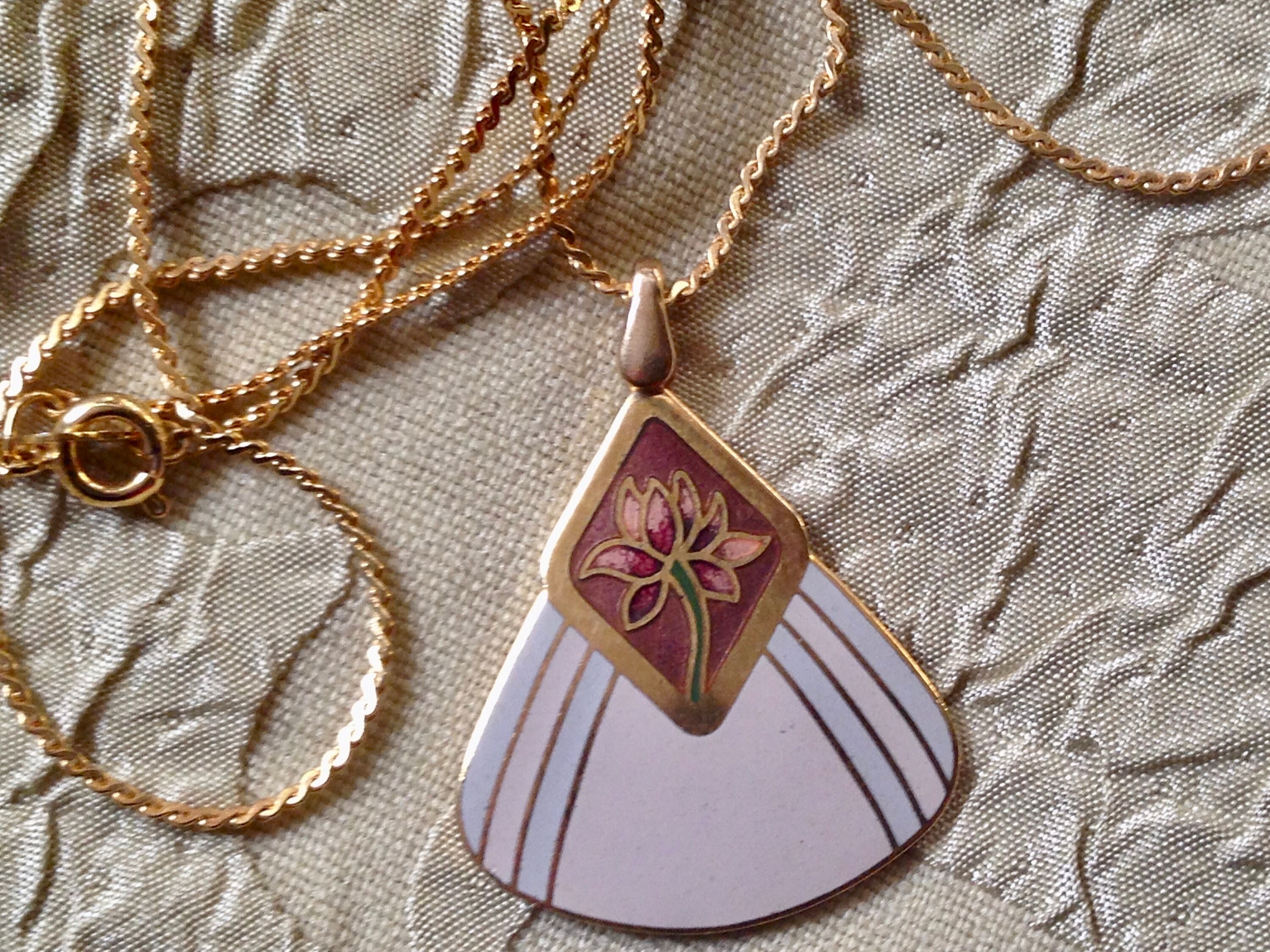 Laurel Burch Pendant Necklace Water Lily Lotus FAN Gold Plated