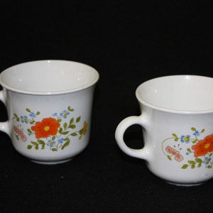 Wildflower Mugs Corning Vintage 1970s Coffee Cups Set Of Four For Your Retro Kitchen USA image 2