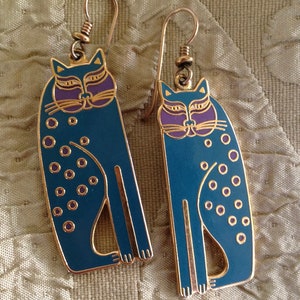 Laurel Burch Earrings TURQUOISE SIAMESE CATS Cloisonne Dangle French Ear Wires Vintage Jewelry 1980s Gold