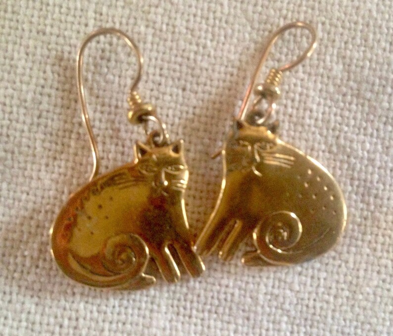 Laurel Burch Earrings KESHIRE CAT Polished Brass Dangle French Earwires Vintage Jewelry 1980s Gold image 1