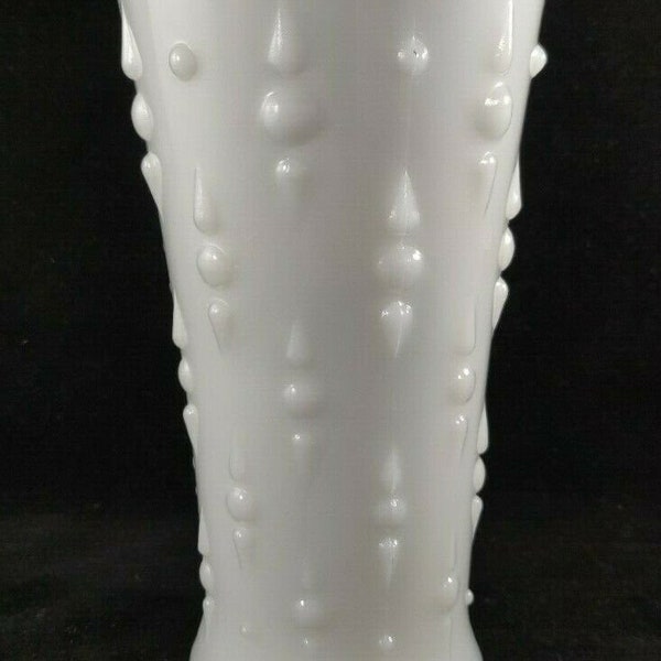 Vintage Anchor Hocking Milk Glass Vase Teardrop & Pearl Traditional White Wedding Mid Century USA 1960s