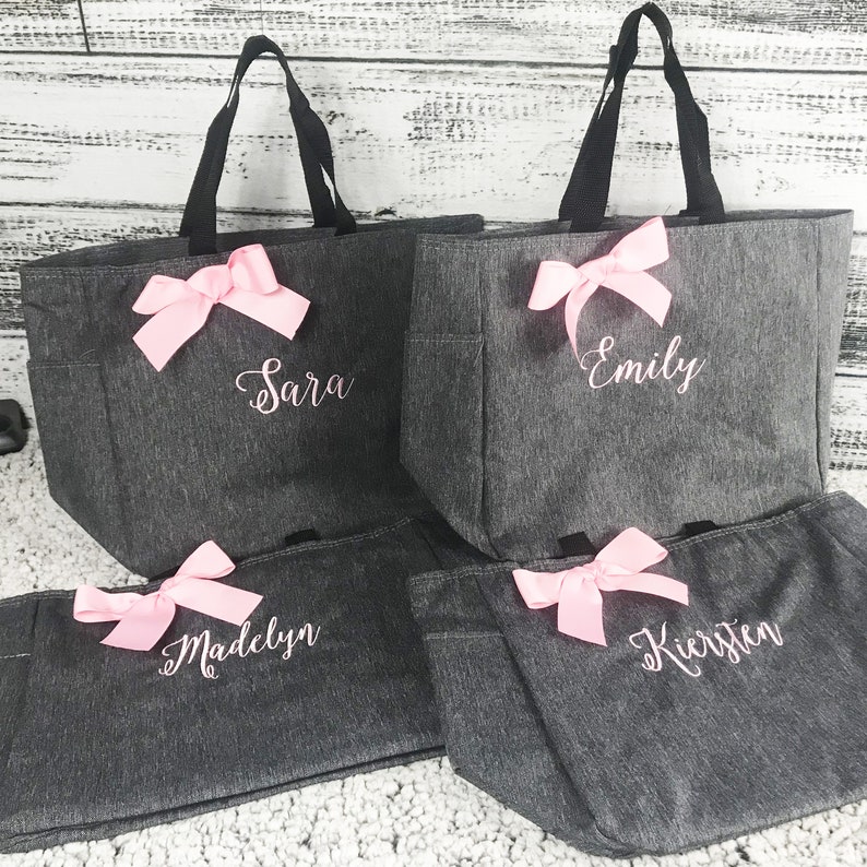 Beautiful embroidered tote bag. You choose your bag color, embroidery style, thread colors, font, bow or no bow.