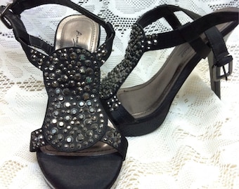90's Does 70's GLITTER High Heel PLATFORM, Ankle Strap Shoes, size 6