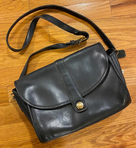 RARE 1970's Vintage COACH Black Leather Purse, 70s DE… - Gem