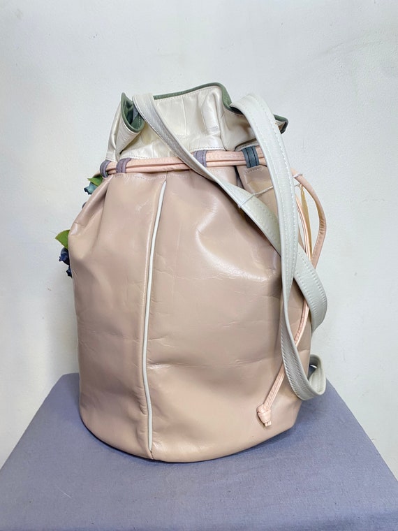 1980s Pale Pink LEATHER Bucket Bag Purse with Gra… - image 2