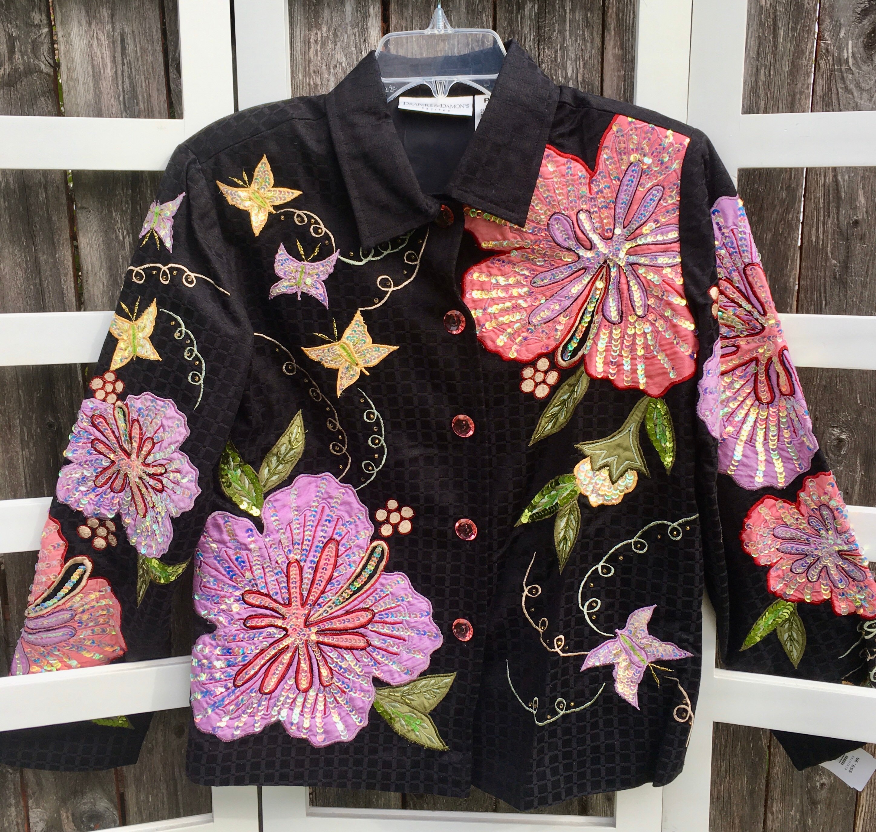 ジャケット・アウター AMERI MEDI VINTAGE FLOWER EMBROIDERY Ameri（アメリ）の「MEDI VINTAGE FLOWER EMBROIDERY SHIRT