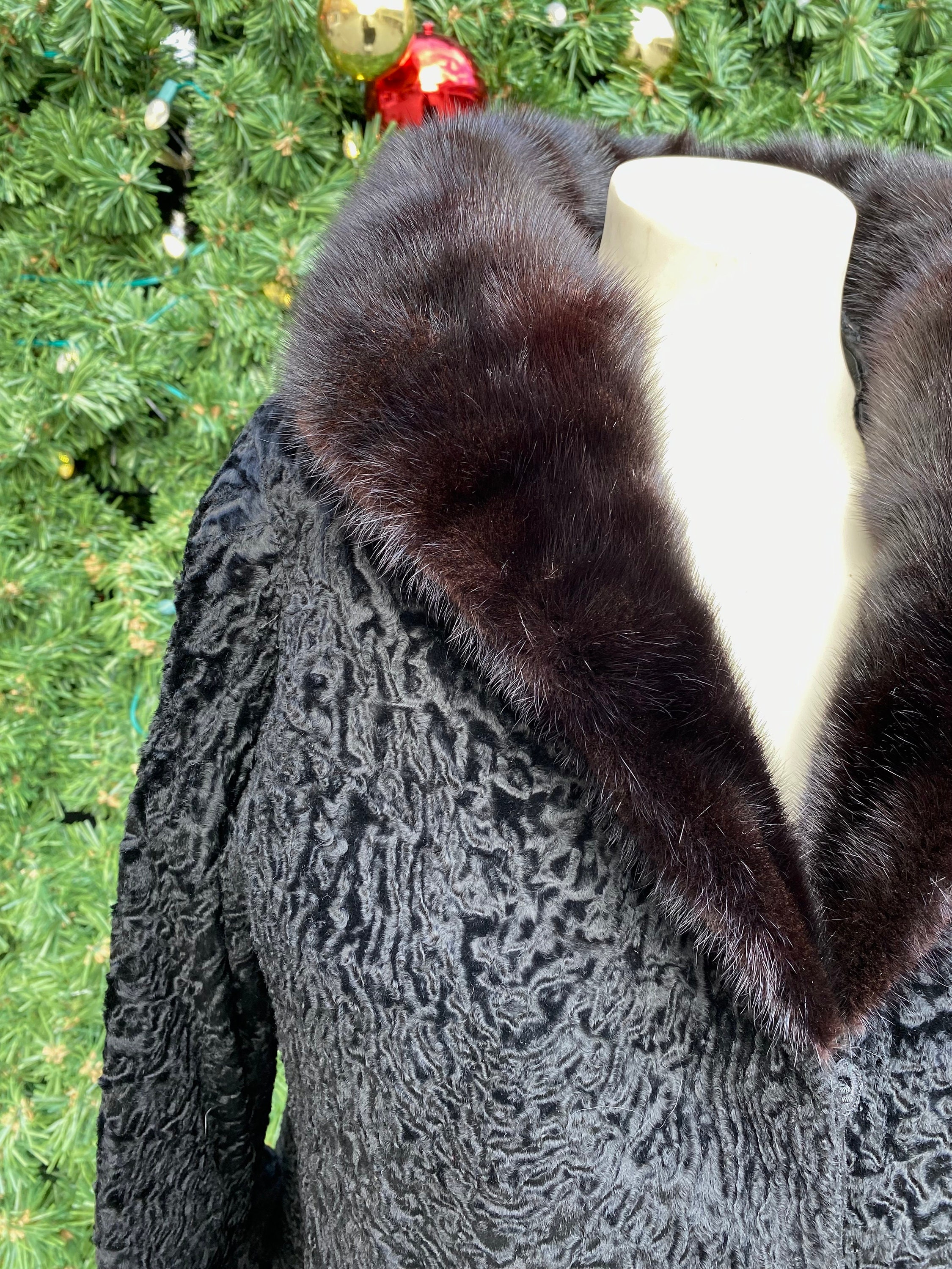 Real Vintage 1950's Broadtail PERSIAN Lamb With Mink Fur Real Vintage 1950's Broadtail PERSIAN Lamb With Mink Fur