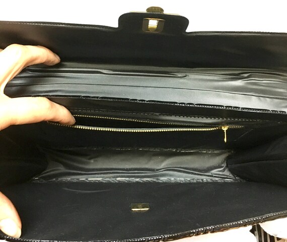 Textured VINTAGE 1960's Black Vinyl Handbag, MOD … - image 4