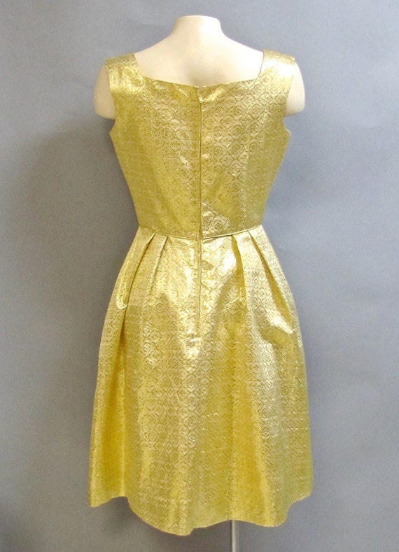 Glamorous GOLD LAME 1950's / 1960's Brocade Cockt… - image 2