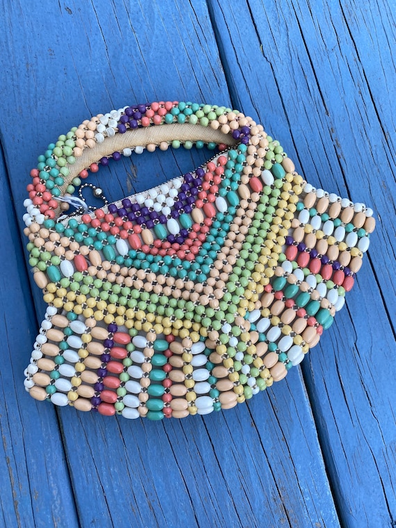 Pastel 30's/40's Wooden BEADED Art DECO Purse, Cze