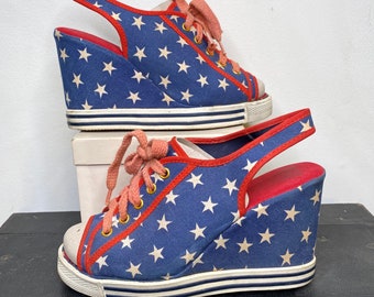 Vintage 1970's American FLAG High Heel Platform Sneakers, Size Ladies 6 1/2