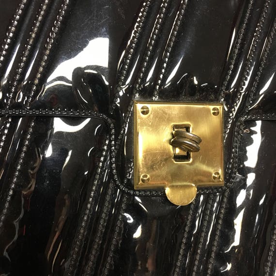 Textured VINTAGE 1960's Black Vinyl Handbag, MOD … - image 2