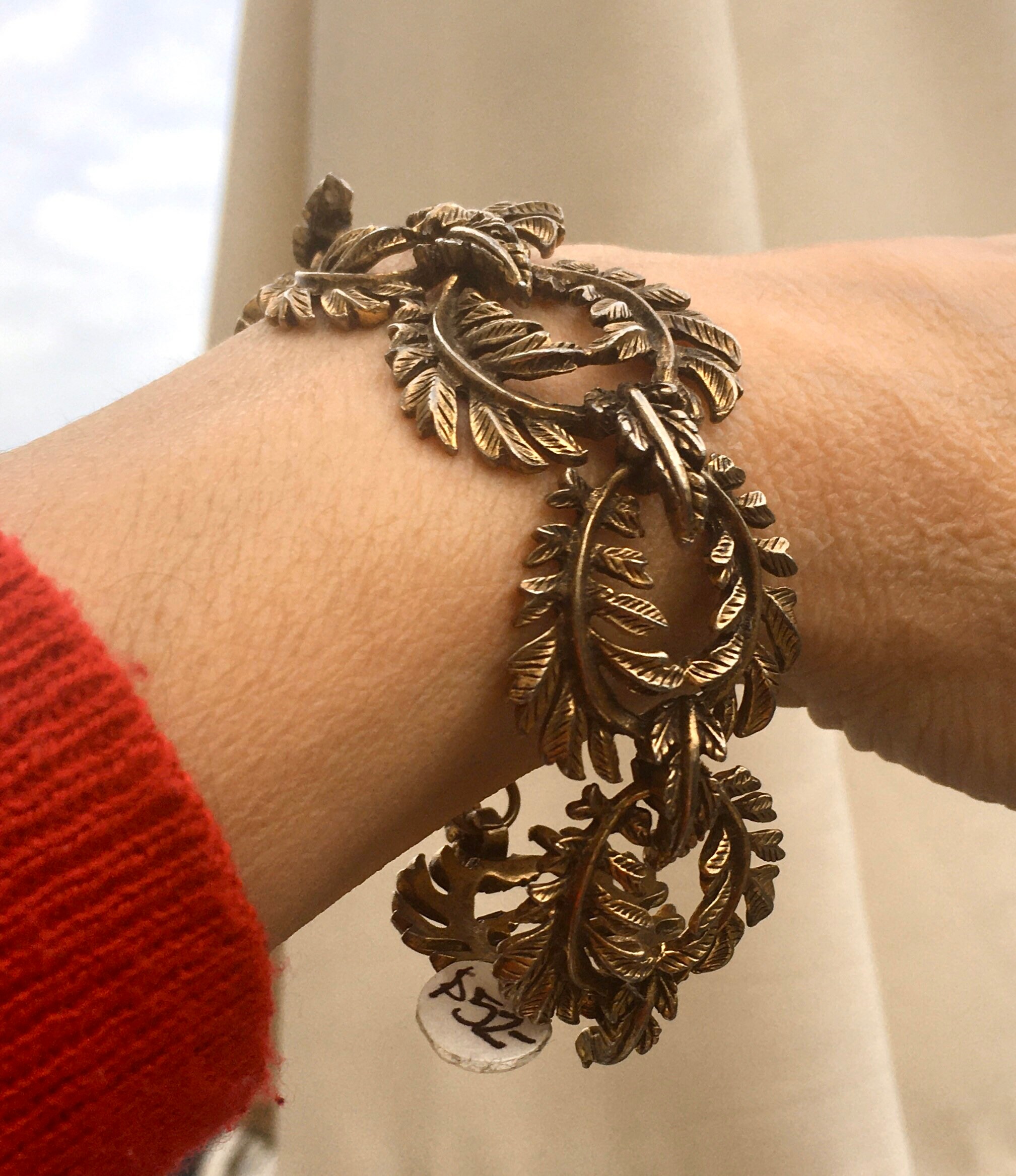 1950's Vintage LEAF Bracelet, BRASS Finish Design Link