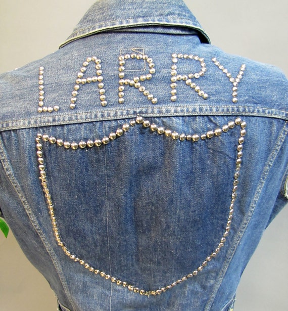 Calling LARRY Mens Vintage Lee DENIM Rockstar Vest With Gold STUDDED Larry  Size 44-46 