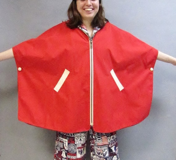 GROOVY Vintage 60's 70's Red Cotton Canvas CAPE o… - image 1