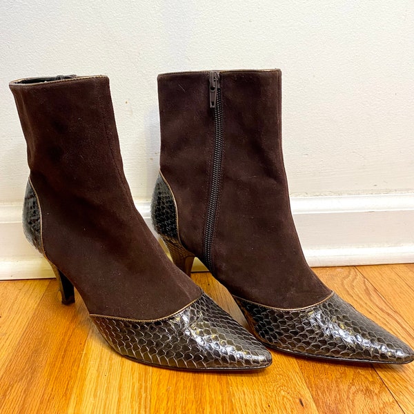 Retro Vintage 1960's Style Ankle Boots by BCBG Maxazria Size 7 1/2