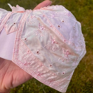 Unworn 1950&#39;s Embroidered Pink Cotton Eyelit Teenform Bra with Ballerinas, 30-A
