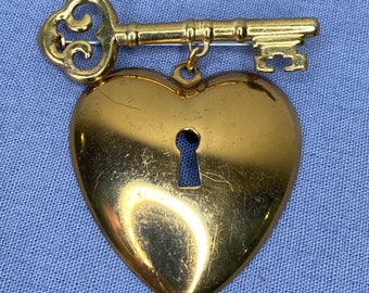 Vintage 1940's Goldtone Heart Lock and Skeleton Key Brooch