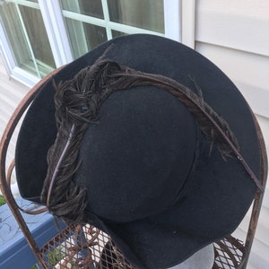 Late 30s/ Early 1940's BEAVER Fur Hat, Vintage 40s Ladies FEDORA Hat, Wool & FEATHERS image 9