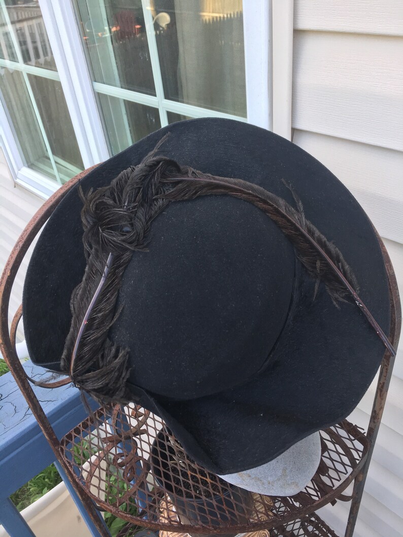 Late 30s/ Early 1940's BEAVER Fur Hat, Vintage 40s Ladies FEDORA Hat, Wool & FEATHERS image 9